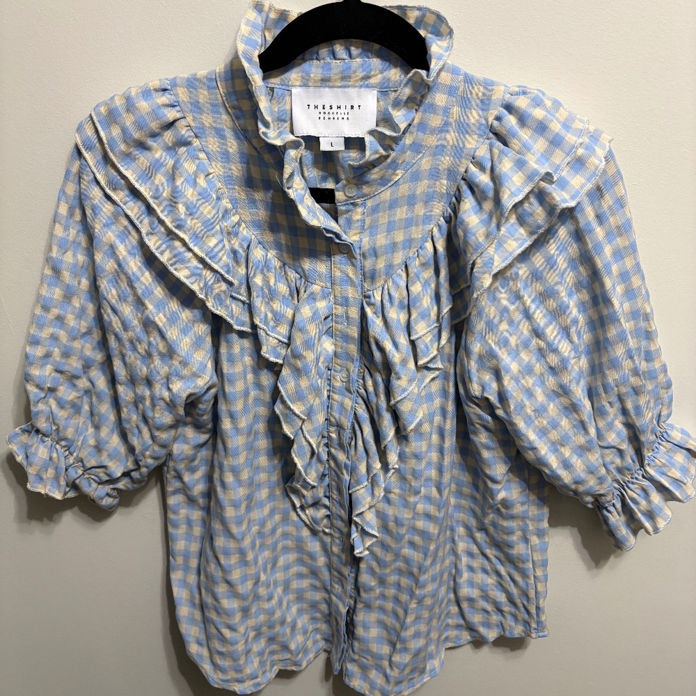 The Shirt - Ruffle Buttondown